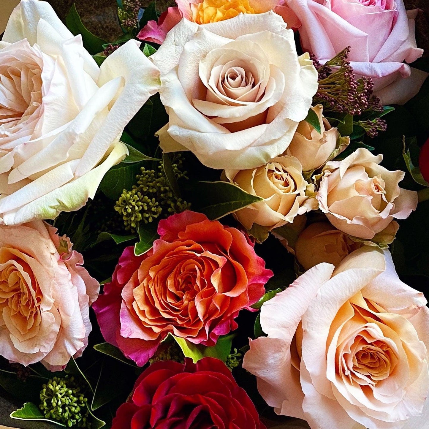 Wonderblooms monthly flower subscription from Quince Flowers, Toronto Florist and flower delivery - yellow and white peonies with beautiful green foliage. Order online for flower & plant subscriptions from the best florist in Toronto near you.