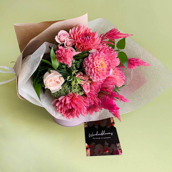 Wonderblooms monthly flower subscription from Quince Flowers, Toronto Florist and flower delivery - pink flowers in a beautiful flower bouquet. Order online for flower & plant subscriptions from the best florist in Toronto near you.